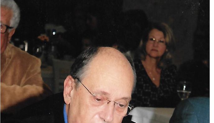 AX. KOYTΣΟΥΡΑΔΗΣ: ΔΥΟ ΛΟΓΙΑ ΓΙΑ ΤΟΝ ΜΑΝΟΛΗ ΧΑΤΖΗΓΙΑΚΟΥΜΗ