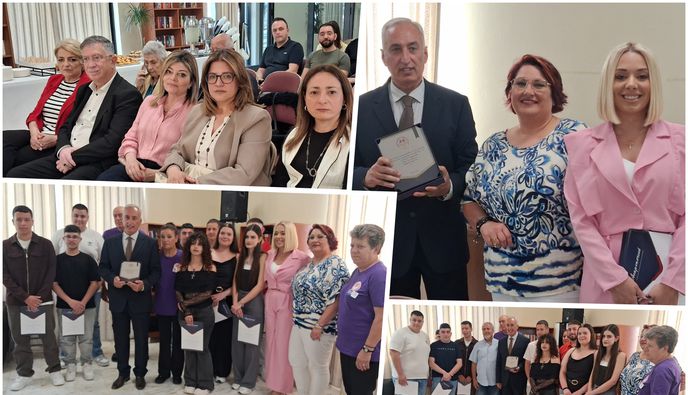 Παράδειγμα προσφοράς από τους μαθητές του Λυκείου Αντιμάχειας - Βραβεύτηκαν απο το Σ/γο Νεφροπαθων Κω