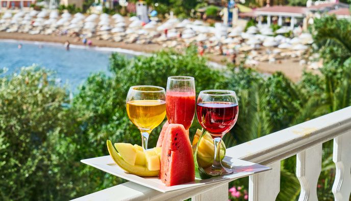 Τουρισμός: Τα σενάρια, οι καλοί οιωνοί και οι πρώτες ενδείξεις