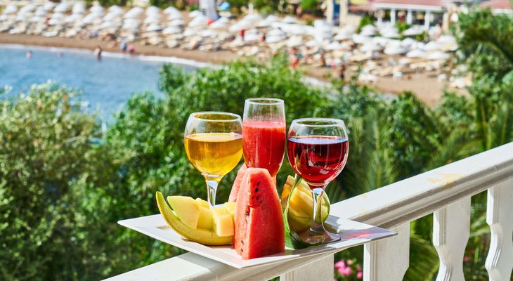 Τουρισμός: Τα σενάρια, οι καλοί οιωνοί και οι πρώτες ενδείξεις