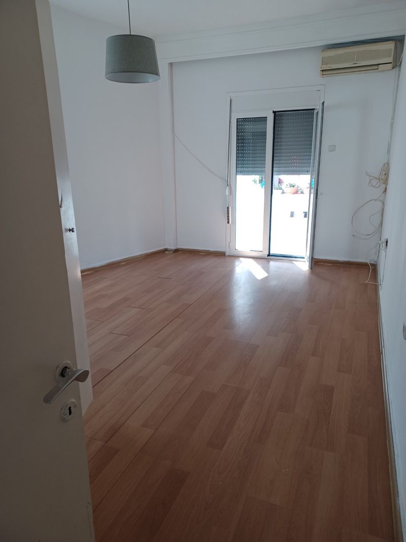 Πωλείται ισόγειο διαμέρισμα 108 τ.μ. επί της Εθν. Αντιστάσεως 6