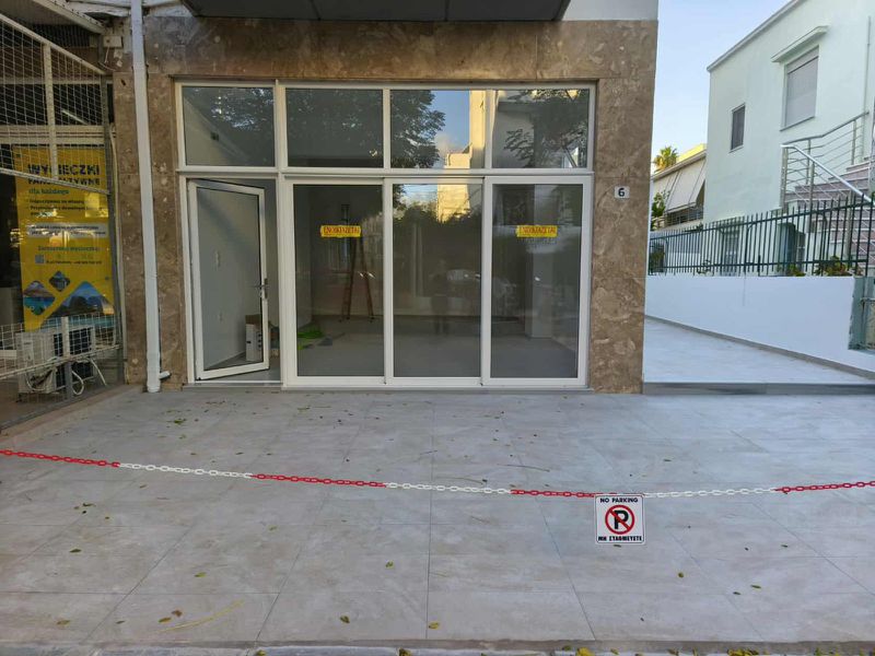 Ενοικιάζεται κατάστημα πλήρως ανακαινισμένο, 50 τ.μ., στην οδό Ευριπίλου 6 (στο κέντρο της Κω) με αύλειο χώρο