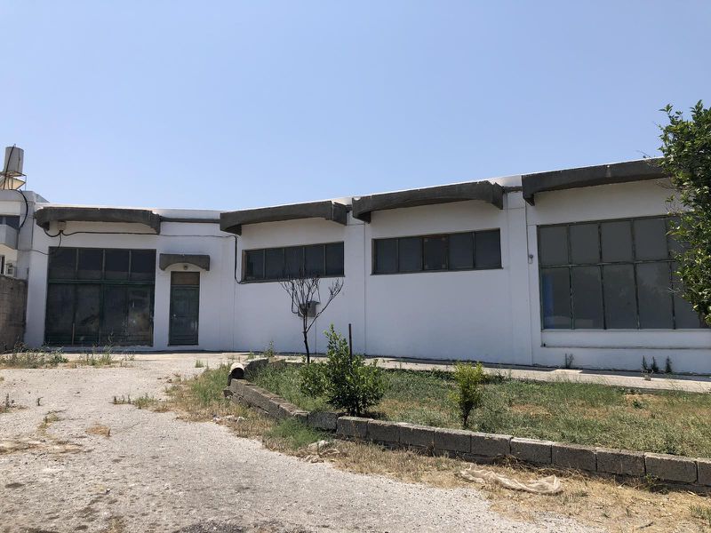 Ενοικιάζεται χώρος 300τμ για επαγγελματική χρήση στο Πλατάνι Κω