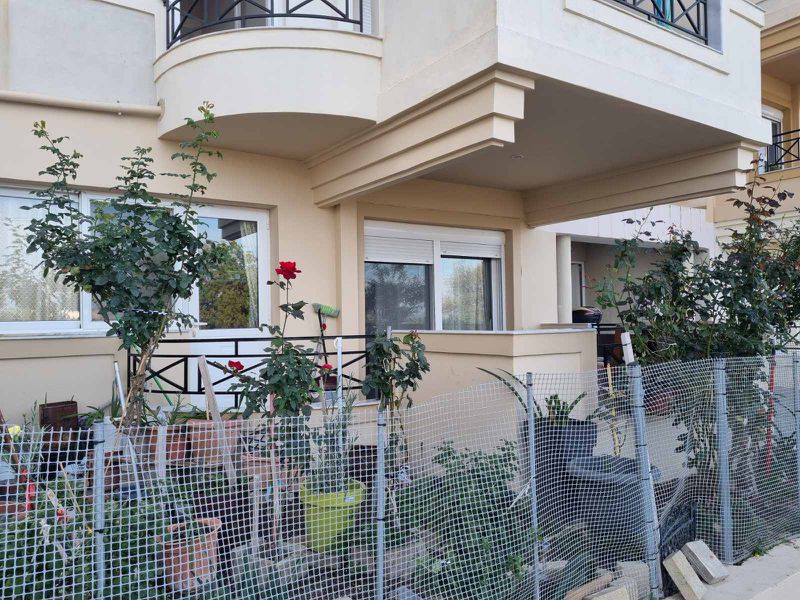 Πωλείται ισόγειο διαμέρισμα 100 τ.μ. στo Ζηπάρι