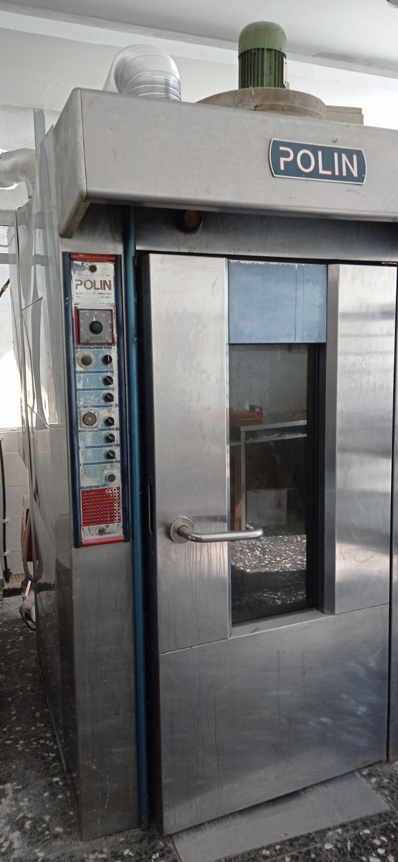 Πωλούνται μηχανήματα ζαχαροπλαστικής σε καλή κατάσταση και καλή τιμή