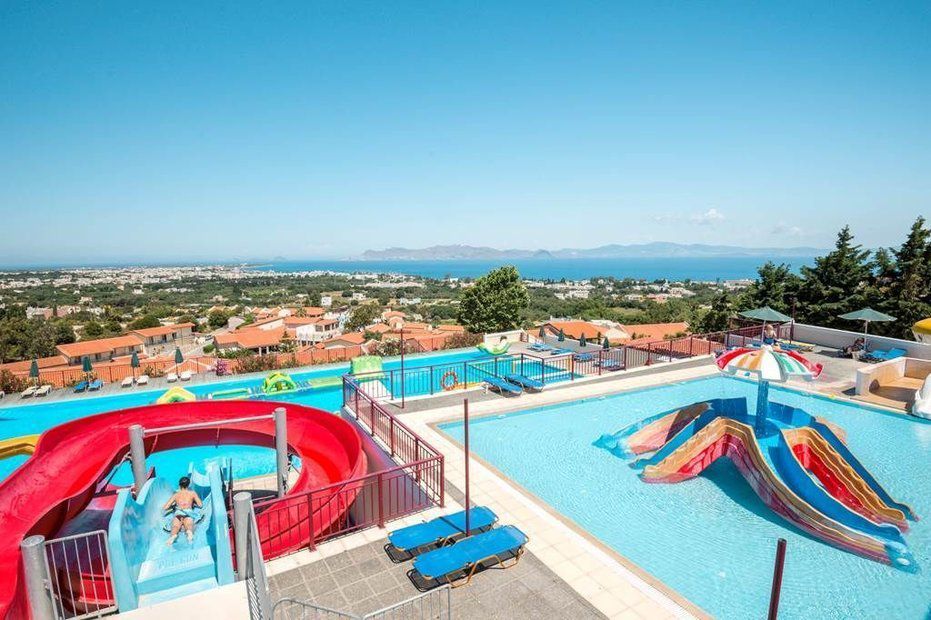 Το Αegean View aqua resort,  επιθυμεί να προσλάβει προσωπικό για την σαιζόν 2020