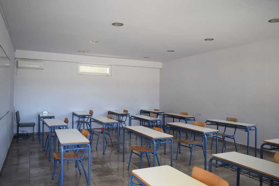 Τριών Ιεραρχών: Πώς θα λειτουργήσουν τα σχολεία της πρωτοβάθμιας και δευτεροβάθμιας – Τι ισχύει για τα φροντιστήρια