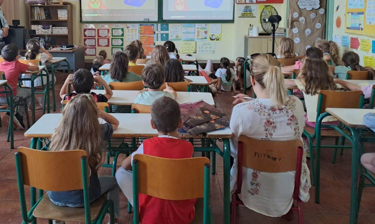 Πότε κλείνουν τα σχολεία για τα Χριστούγεννα και πότε ανοίγουν ξανά