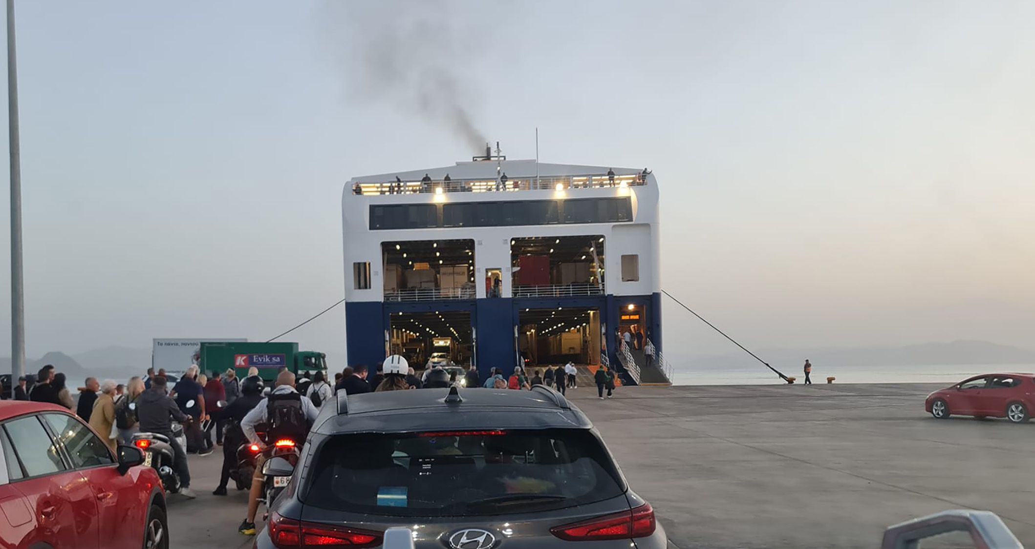 Αλλαγές στο δρομολόγιο του Blue Star Patmos λόγω κακοκαιρίας την Τρίτη 30 Δεκεμβρίου 2025