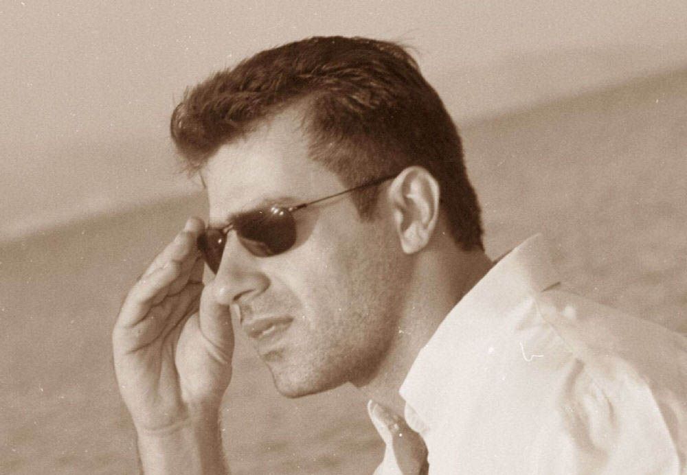 Συνέντευξη του Κώου ξενοδόχου και ηθοποιού Κώστα Καραθωμά στο "protithesi.com"