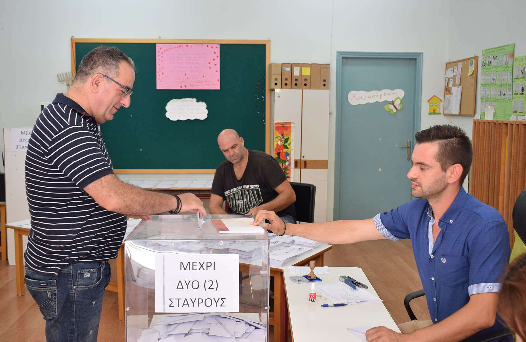 Πως κατανέμονται οι έδρες στα Δωδ/σα βάσει νέας δημοσκόπησης: Τσίπρας και Καρυστιανού παίρνουν έδρα στο Νομό μας