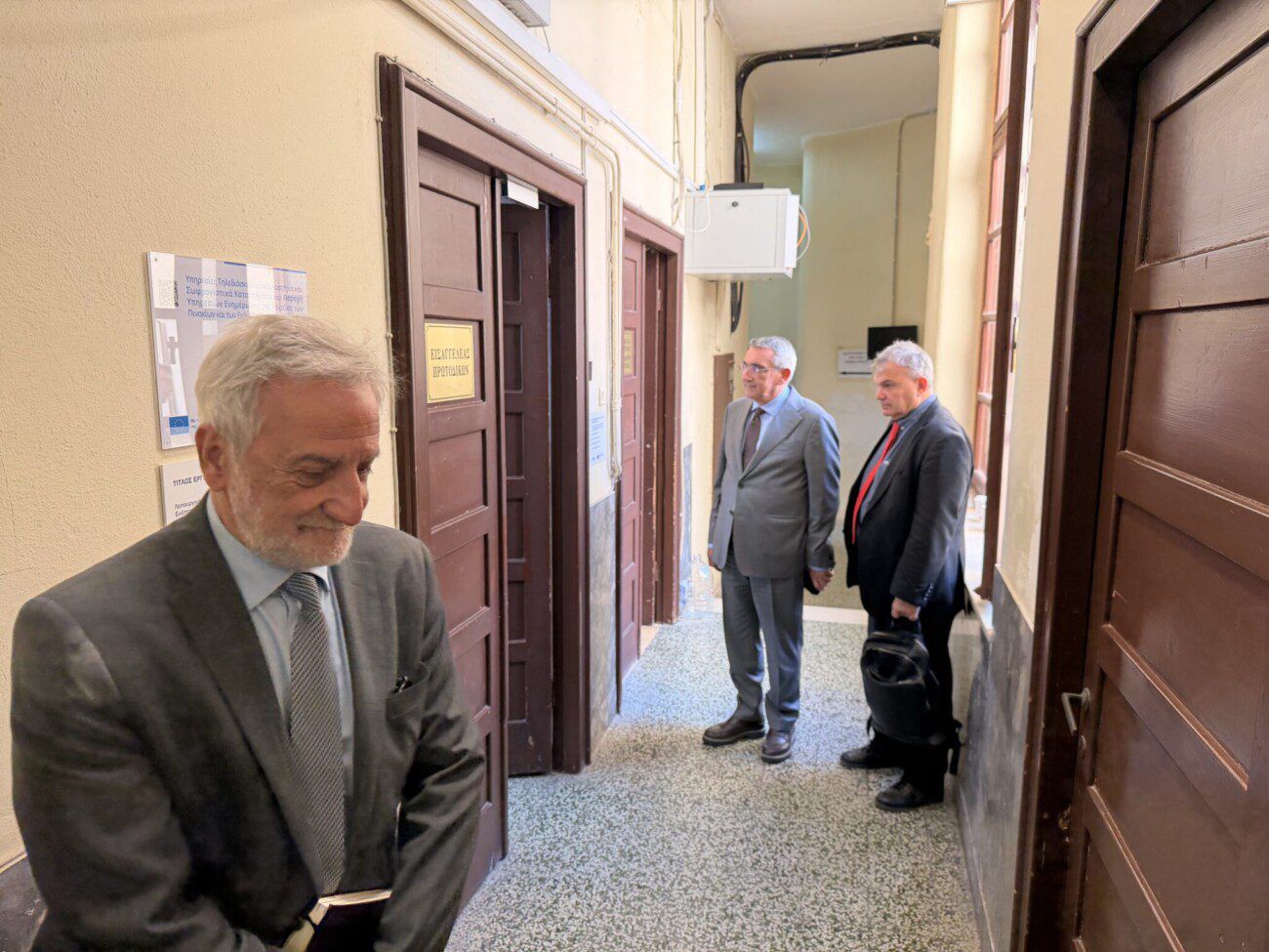 Στην Εισαγγελέα Πλημμελειοδικών Ρόδου ο Γ. Χατζημάρκος για το κόψιμο του νερού από την ΔΕΥΑΡ στην ΔΟΥ Ρόδου