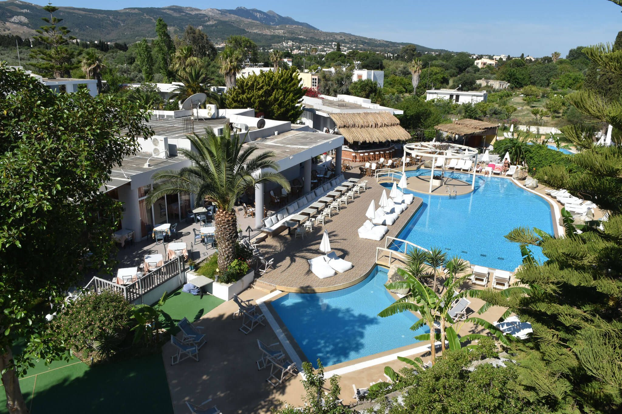 Από το ξενοδοχείο “Palm beach” στην Κω ζητείται καμαριέρα