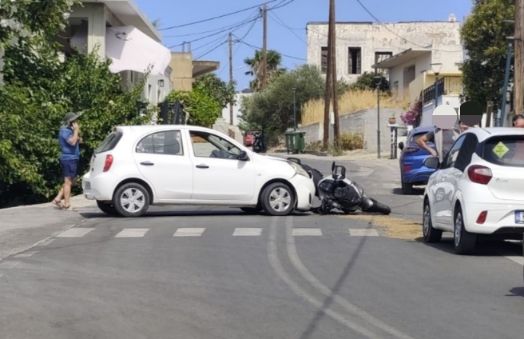 Νέο τροχαίο στο Πυλί - Αυτοκίνητο συγκρούστηκε με δίκυκλο