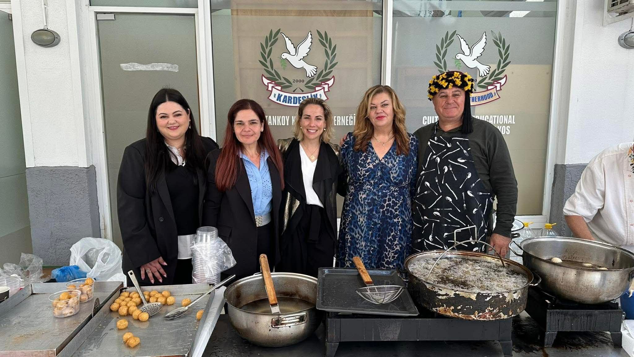 Παραδοσιακοί Λουκουμάδες για το Σεκέρ Μπαϊράμ από τον Σύλλογο Κώων Μουσουλμάνων «Η Αδελφότης»