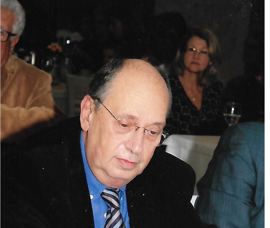 AX. KOYTΣΟΥΡΑΔΗΣ: ΔΥΟ ΛΟΓΙΑ ΓΙΑ ΤΟΝ ΜΑΝΟΛΗ ΧΑΤΖΗΓΙΑΚΟΥΜΗ